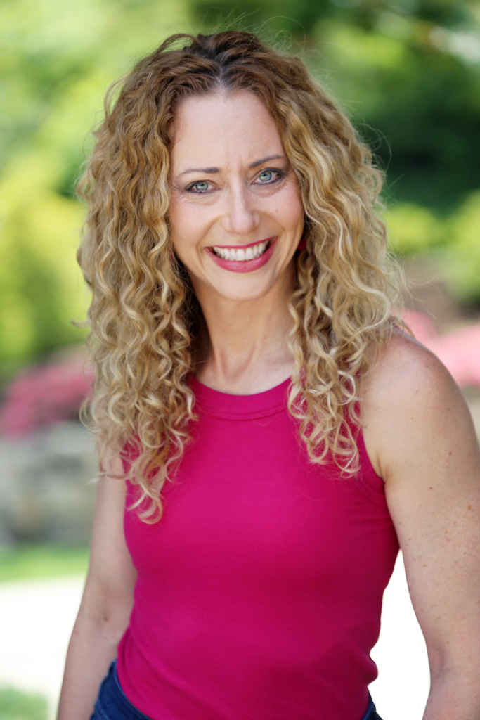 093: Weight Loss vs. Health, Blood Sugar Balance and Nutrition Tips with Carrie Lupoli