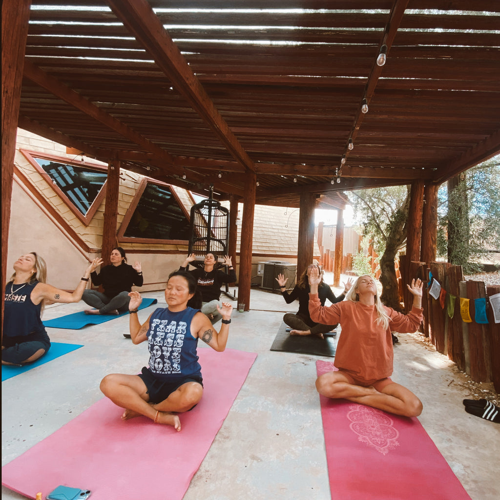 7 Reasons to Escape and Recharge on a Yoga Retreat!