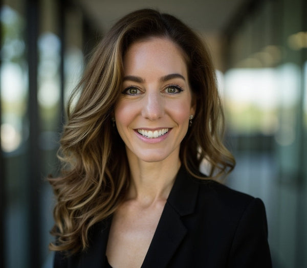 164: Modern Unwinding: How to Feel Calm in a Busy Season of Life with Emily Bennett